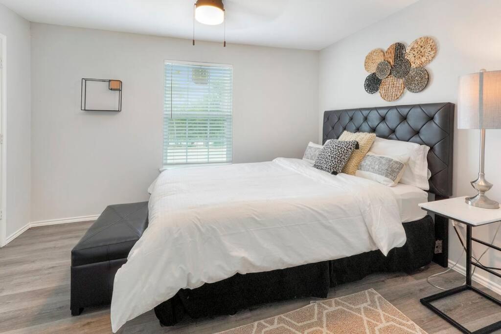 Cozy Two Bedroom Home Minutes From Downtown! Houston Esterno foto